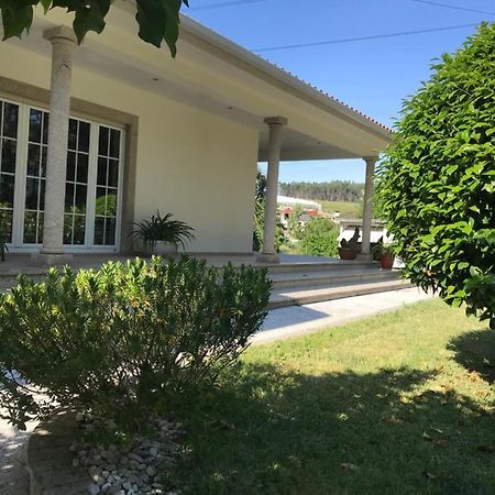 Camelias Panzió Guimarães Kültér fotó